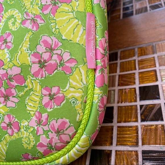 Lilly Pulitzer Laptop Case - Picture 9 of 11